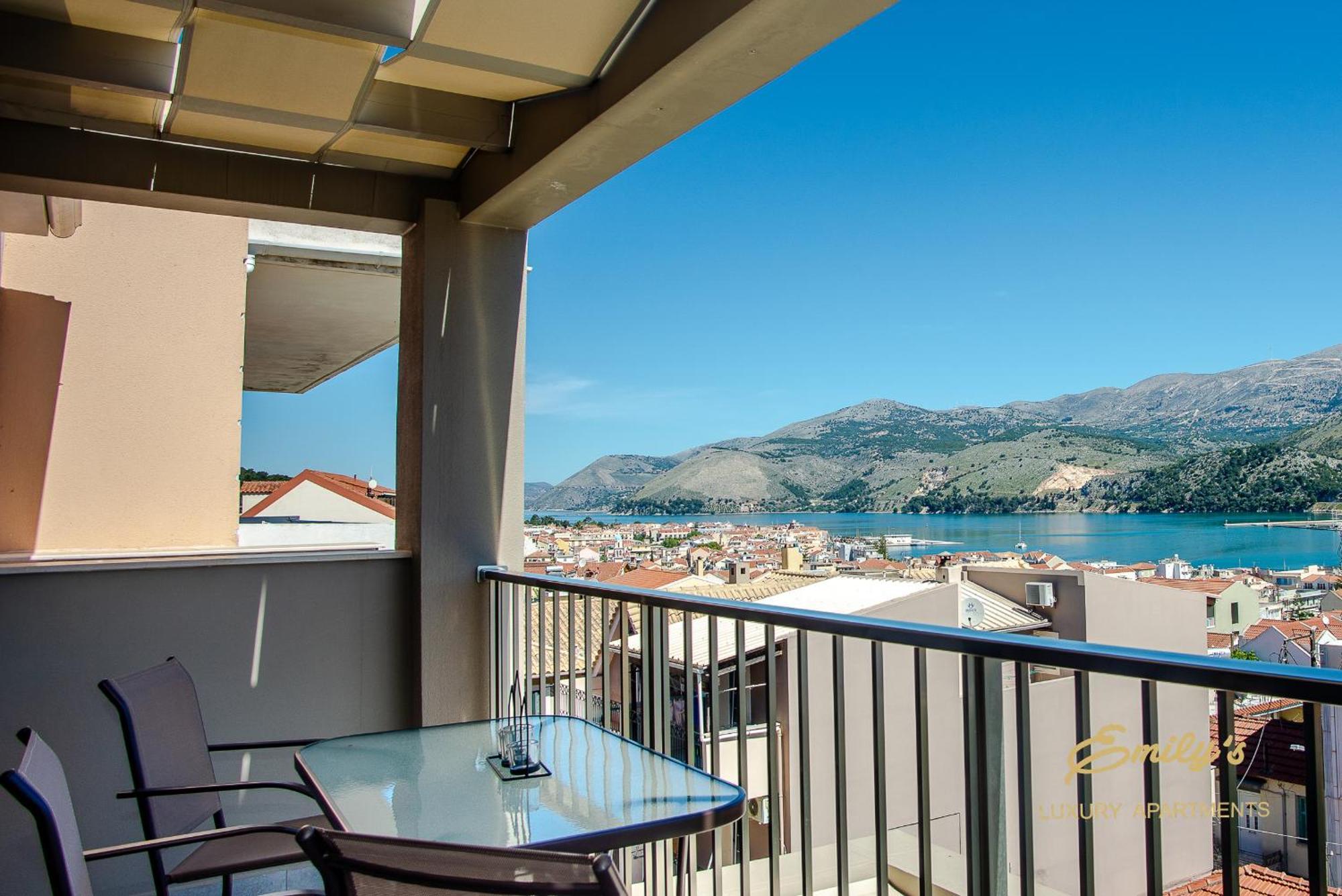 Emily'S Luxury Apartments Argostoli  Eksteriør bilde