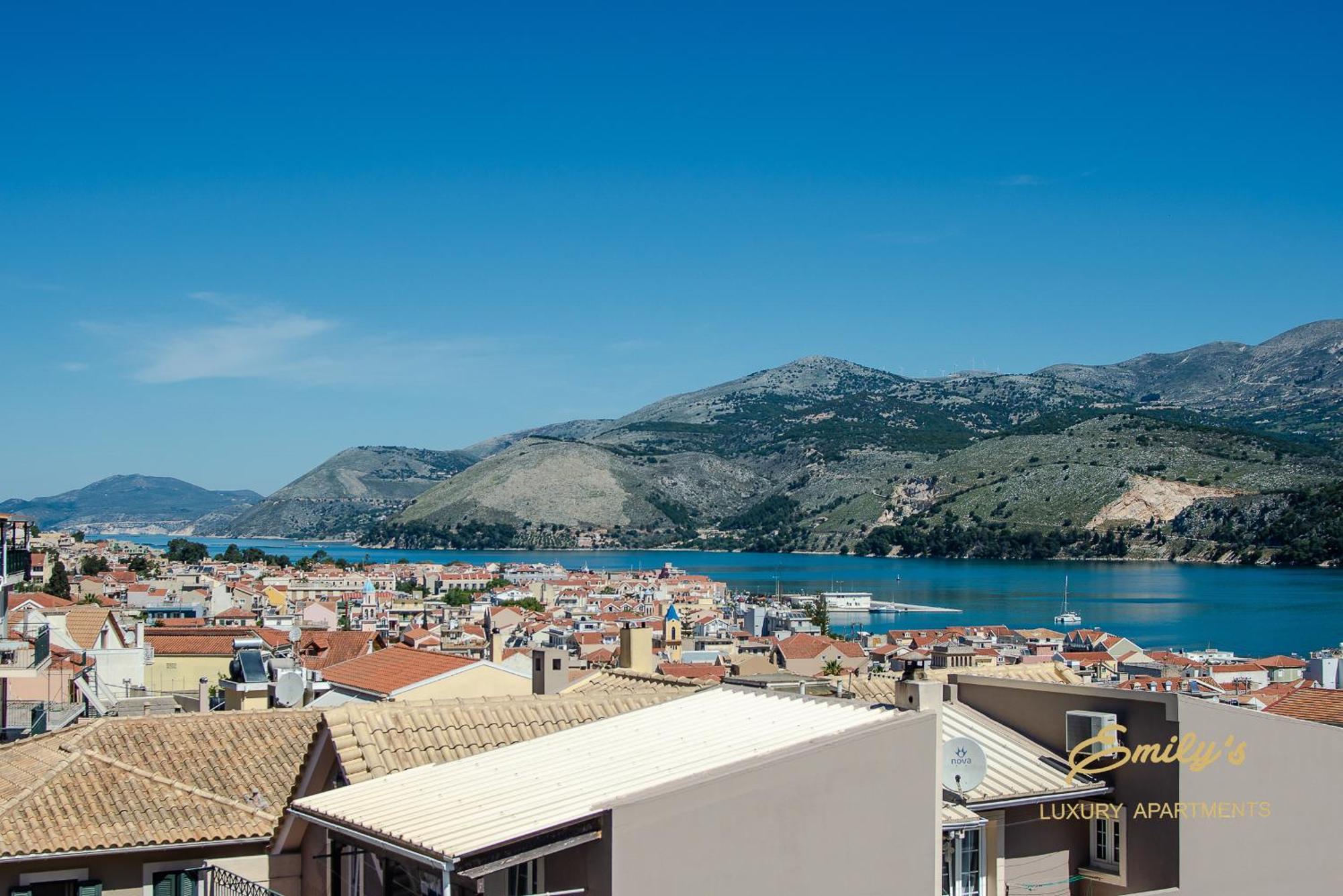 Emily'S Luxury Apartments Argostoli  Eksteriør bilde