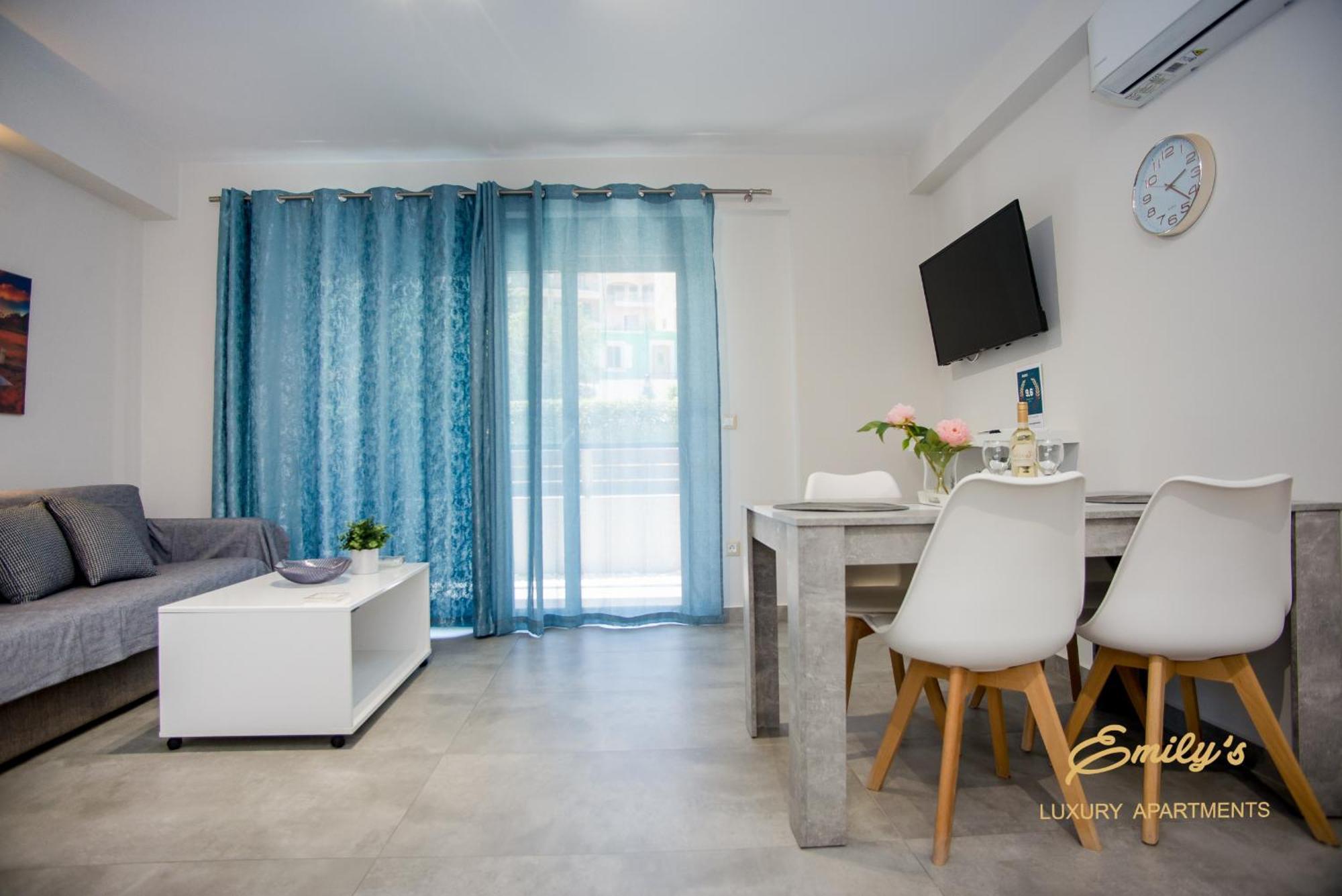 Emily'S Luxury Apartments Argostoli  Eksteriør bilde