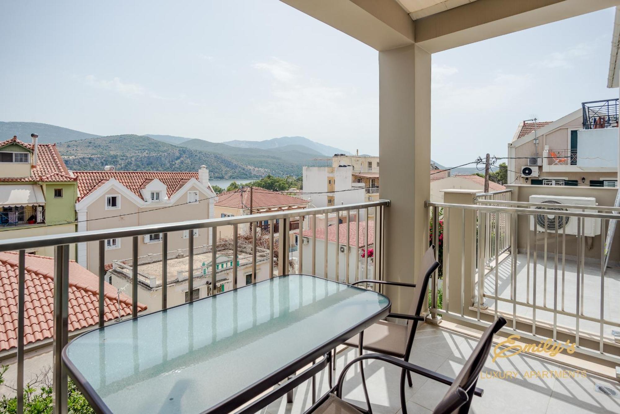 Emily'S Luxury Apartments Argostoli  Eksteriør bilde